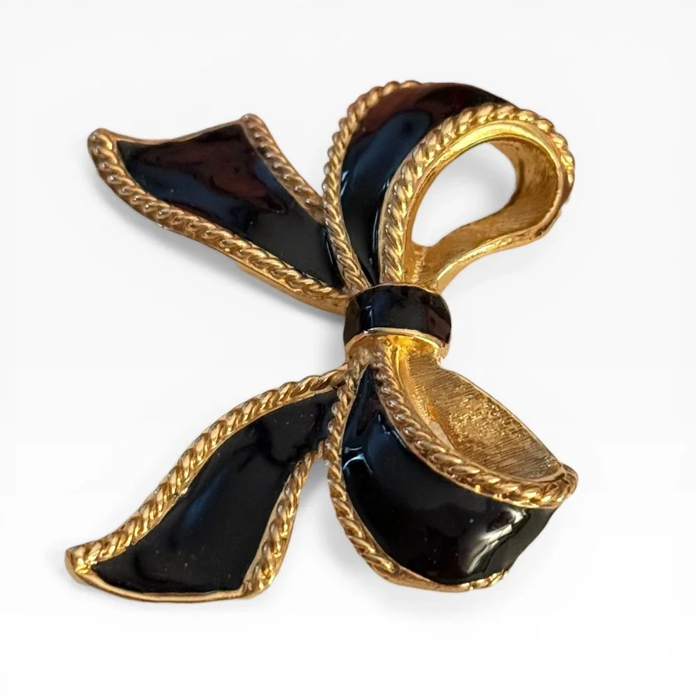 K.J.L.‎ for Avon Vintage Black Enamel Gold Tone Bow bolo Kenneth Jay Lane - Picture 5 of 8